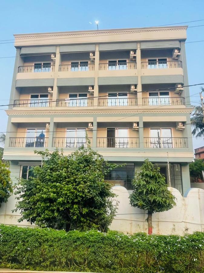 Royal Beach International Puri Exterior photo