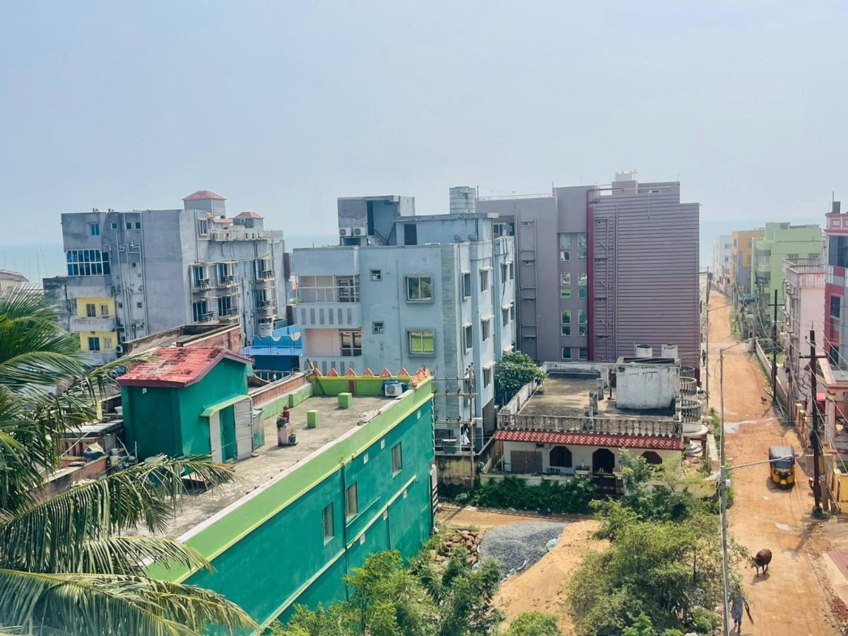 Royal Beach International Puri Exterior photo
